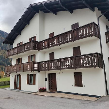 Villa Pinzolocasa Exterior foto