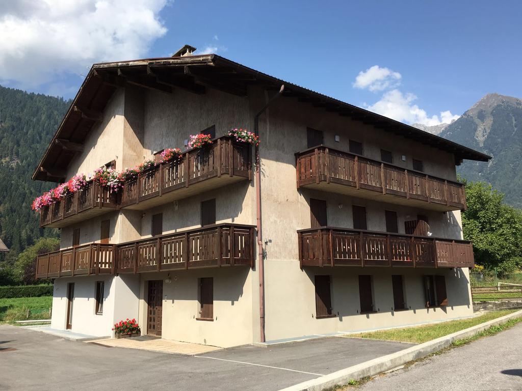 Villa Pinzolocasa Exterior foto